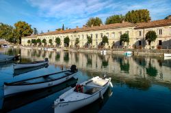 Foto panoramica della marina di Peschiera, non ...