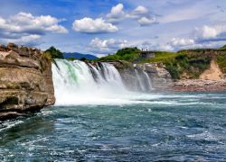 Maruia Falls: le cascate della Nuova Zelanda si sono formate con il terremoto di Murchison nel 1929, che colpì il nord dell'Isola del Sud con una intensità pari a magnitudo ...