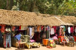 Mercato tradizionale cambogiano a Angkor Wat (Siam Reap)  - © withGod / Shutterstock.com 
