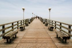 Molo di Graal Muritz, la località marina sulla costa della Germania che s'affaccia sul Baltico - © ArTono / Shutterstock.com