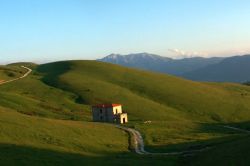 Paesaggio montano nei dintorni di Frosolone in molise - © FuturoMolise.net - CC BY 2.0, Wikipedia