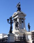 Monumento agli Eroi di Iquique, si trova nel centro della città del nord del Cile - © Leonard Zhukovsky / Shutterstock.com