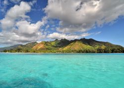 L'isola di Moorea fotografata dalla sua laguna