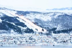 Sciare a Narvik in riva al mare, Norvegia - Situata ...