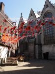 Orange pride a Gouda, vicino a Sint Janskerk