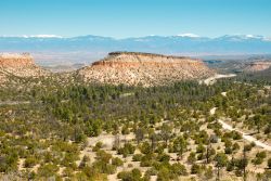 Paesaggio del New Mexico: ci troviamo nella regione di Los Alamos, dove avvenne la prima esplosione nucleare della storia degli USA  - © Zack Frank / Shutterstock.com