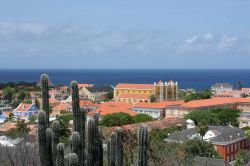 Panorama di Willemstad, la capitale di Curacao - © natas / Shutterstock.com
