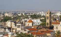 Panorama del centro storico di Nicosia, la storica città dell'isola di Cipro, contesa tra ciprioti e turchi da circa 40 anni - © Kirill__M / Shutterstock.com