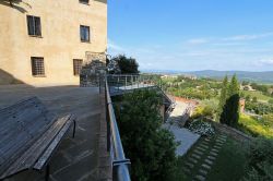 Panorama dalla Rocca di Casole d'Elsa sulle colline della provincia di Siena, in Toscana  - © Federico Merlini - CC BY-SA 4.0, Wikipedia