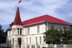 Parlamento di Tonga: siamo nella capitale dell'arcipelago, Nuku'alofa - © Henryk Sadura / Shutterstock.com