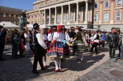 Pasqua a Budapest: il mercatino di primavera, ...