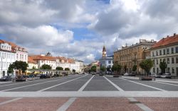 Piazza della città vecchia di Vilnius ...