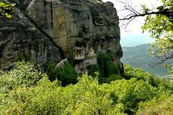 Un piccolo Monstero di Meteora, incastonato tra le rocce a picco della Grecia continentale, vicino a Kalambaka - © Diletta Mercatali