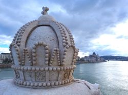 Particolare di un ponte sul Danubio a Budapest, ...