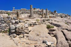 Le rovine antiche di Kefalos sull'isola di Astypalaia in Grecia - © Kert / Shutterstock.com