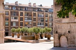 Rue du Lacydon a Marsiglia: siamo nel centro storico della città della Provenza in Francia - © vvoe / Shutterstock.com 