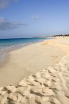 Isola di Sal, Capo Verde: le coste meridionali dell'isola sono bordate da lunghi tratti di sabbie chiare - © AQUAZOOM / Shutterstock.com