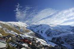 Sciare in Sierra Nevada, sulle nevi dell'Andalusia in Spagna - © Alfredo Maiquez / Shutterstock.com