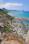 Lo scoglio di Peppino, e tratto roccioso della Costa Rei in Sardegna  - © ROBERTO ZILLI / Shutterstock.com