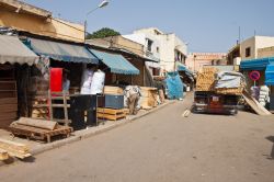 Souk di Meknes, una delle 4 città imperiali del regno del Marocco - © Matyas Rehak / Shutterstock.com 