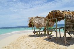La spiaggia da sogno di Cayo Paraiso, isoletta rubata al Mar dei Caraibi a mezz'ora di navigazione da Punta Rucia