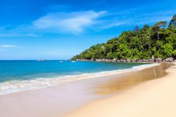 Grande spiaggia a Khao Lak in Thailandia - © Muzhik / Shutterstock.com