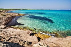 Spiaggia di Punta Suina: si trova a sud di Gallipoli, ...
