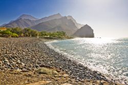 Una spiaggia selvaggia a Gran Canaria, arcipelago Isole Canarie (Spagna) - © sashahaltam / Shutterstock.com