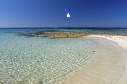 Spiaggia vicino a Agia Napa, forse la zona di mare più spettacolare dell'isola di Cipro - © Pawel Kazmierczak / Shutterstock.com