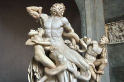 Statua Laooconte Musei Vaticani Roma