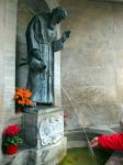 Statua di St. Konrad: si trova a Altotting in Germania (Baviera). La città è considerata il cuore religioso e cattolico del Land più meridionale della confederazione tedesca ...