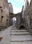 Strada nel centro storico del borgo  di Sasso di Castalda in Basilicata - ©  Pro loco