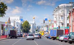 Centro moderno di Yaroslavl, Russia  - Fondata nel 1010 dal principe Jaroslavl il Saggio, da cui deriva il suo nome, questa cittadina situata a 50 km da Rostov Velikij è una delle ...