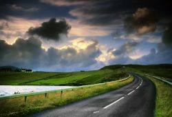 Strada panoramica sull'isola di Skye in Scozia (Highlands, Scotland) - © David Hughes / Shutterstock.com