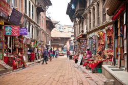 Una delle vie principali della città reale di Bhaktapur in Nepal - © Aleksandar Todorovic / shutterstock.com