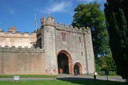 La Torre Abbey a Torquay, Inghilterra - Il primo grande edificio edificato a Torquay, che sino a quel momento era caratterizzata da fragili capanne in legno, fu la Torre Abbey, monastero fondato ...