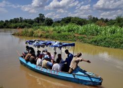 Traghetto Nilo Azzurro vicino lago Tana, Etiopia ...