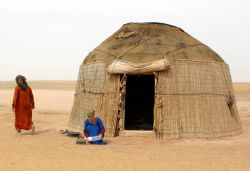 Turkmenistan una tenda yurta  - Foto di Giulio Badini  / I Viaggi di Maurizio Levi