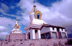 Una Stupa a Erdene Zuu in Mongolia - Foto di Giulio Badini / I Viaggi di Maurizio Levi
