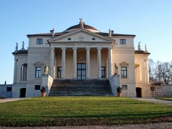 La Villa Almerico Capra, detta La Rotonda, è ...