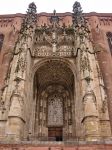 Un portale d'ingresso della Cattedrale di Albi dedicata a Santa Cecilia.