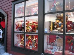Una vetrina a Bergen (Norvegia) fotografata durante il periodo natalizio.
