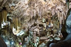  Grotte di Nerja, Spagna - Sono una delle ...