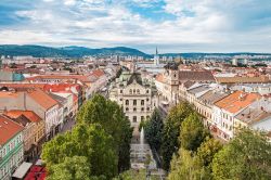 Vista panoramica di Kosice e delle sue colline, nella Slovacchia orientale - © Mariia Golovianko / Shutterstock.com