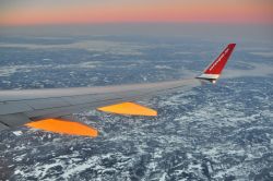 Volo low cost della Norwegian Shuttle, con provenienza ...