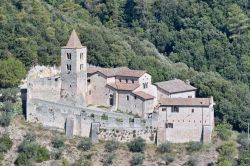 L'Abbazia di San Cassiano si trova nei dintorni di Narni in Umbria - © flaviano fabrizi / Shutterstock.com