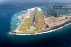 Una foto panoramica dell'aeroporto Ibrahim ...