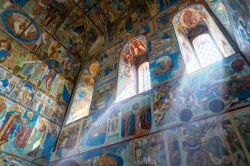 Affreschi nella chiesa di San Giovanni Evangelista a Rostov Velikij, Russia - Ad impreziosire la  chiesa di San Giovanni Evangelista, la cui costruzione risale al 1683, sono degli splendidi ...