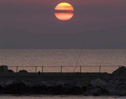 Alba a San Benedetto sul Tronto mare Adriatico - © Stefano Buttafoco / Shutterstock.com