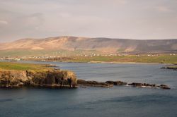 Alba a Valentia Island, County Kerry, Irlanda. Quest'isola irlandese si trova al largo delle coste del Kerry, contea nella provincia del Munster.



